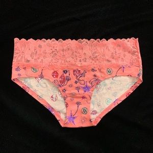 NWT Victoria’s Secret Lace Waist Hiphugger Panty Small